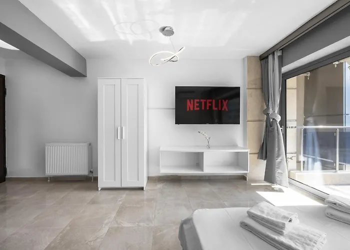 Cielo, The Luxury * Salonic