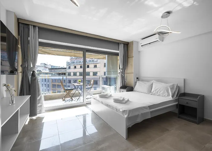 Cielo, The Luxury *